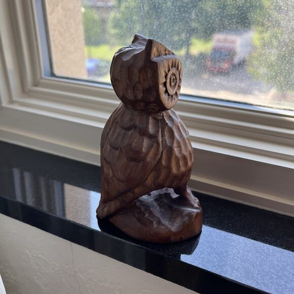 Vintage Hand Carved 5” Folk Art Unique Small Rustic Cottagecore Wood Owl Carving - Picture 3 of 7